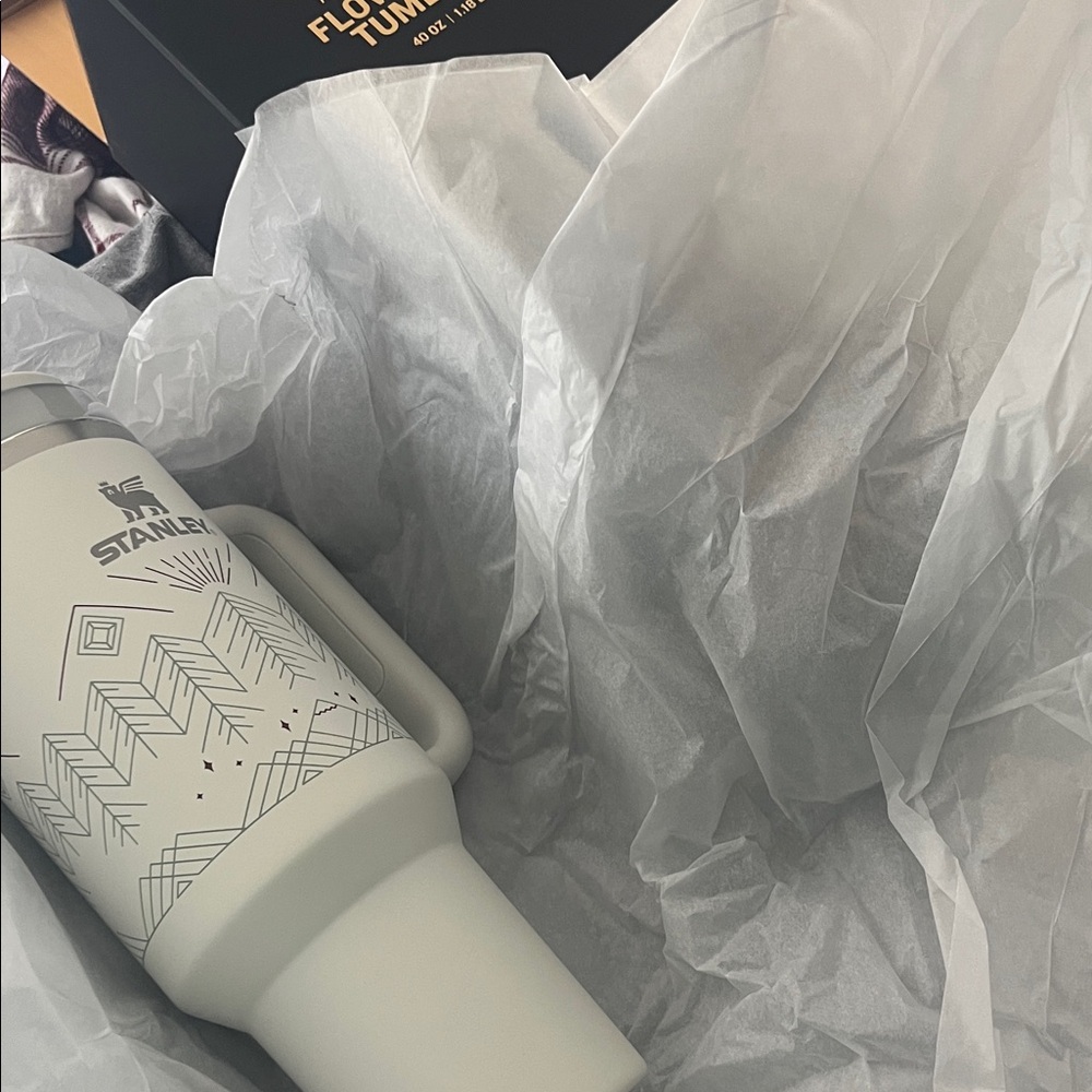 Stanley Geometric White Tumbler with Handle